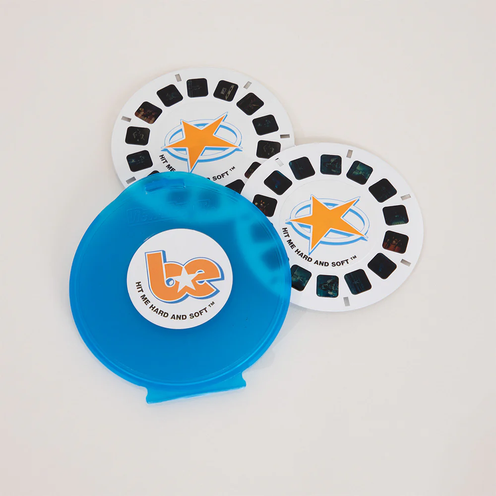 Billie Eilish View-Master - Image 5